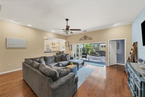 Villa ou maison à vendre à North Port, Floride: 3 chambres, 164.44 m2 № 821326 - photo 5