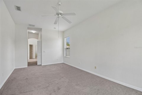 House in Orlando, Florida 4 bedrooms, 254.65 sq.m. № 2210354 - photo 30