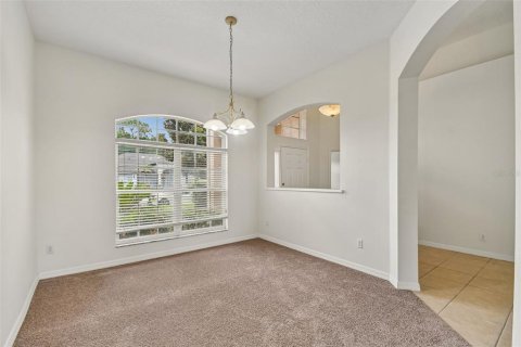 House in Orlando, Florida 4 bedrooms, 254.65 sq.m. № 2210354 - photo 11