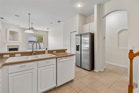 House in Orlando, Florida 4 bedrooms, 254.65 sq.m. № 2210354 - photo 22