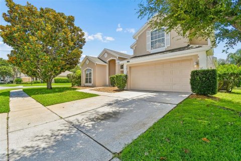 House in Orlando, Florida 4 bedrooms, 254.65 sq.m. № 2210354 - photo 3