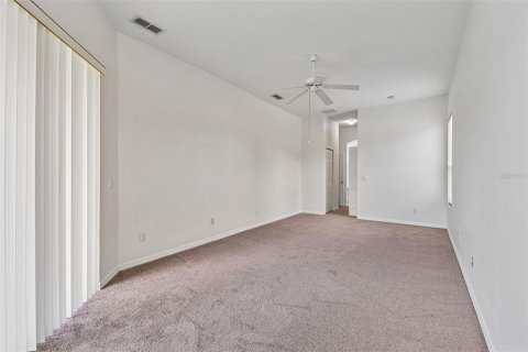 House in Orlando, Florida 4 bedrooms, 254.65 sq.m. № 2210354 - photo 29