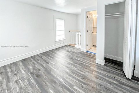 Casa en alquiler en West Palm Beach, Florida, 3 dormitorios, 108.32 m2 № 2059952 - foto 16