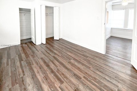 Casa en alquiler en West Palm Beach, Florida, 3 dormitorios, 108.32 m2 № 2059952 - foto 12