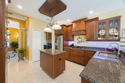 House in Bradenton, Florida 3 bedrooms, 257.9 sq.m. № 1789860 - photo 10