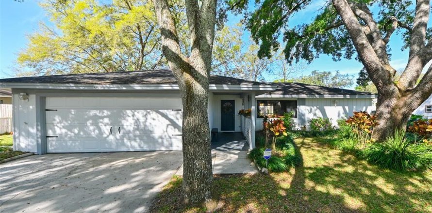 Villa ou maison à Land O' Lakes, Floride 3 chambres, 140.93 m2 № 1577330