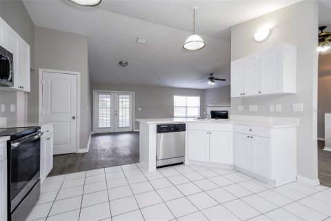 Casa en alquiler en Lutz, Florida, 3 dormitorios, 155.7 m2 № 1636450 - foto 8