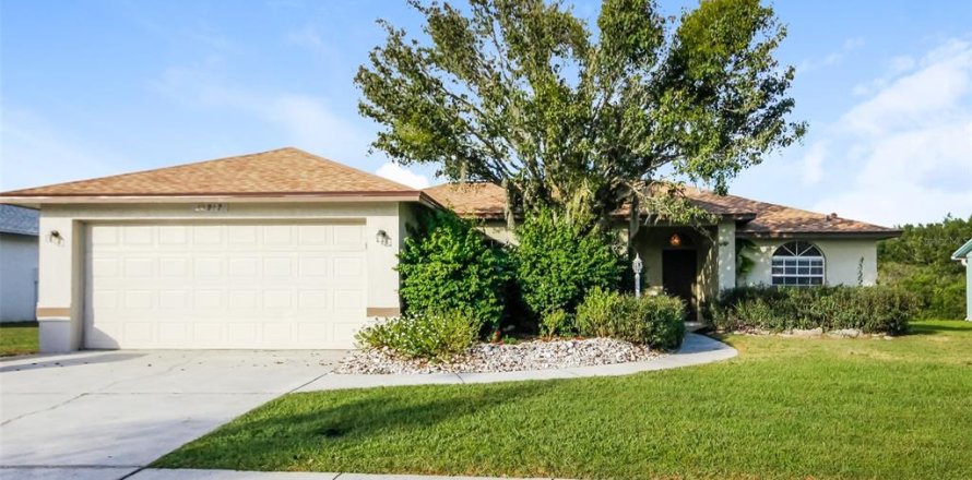 Casa en Lutz, Florida 3 dormitorios, 155.7 m2 № 1636450
