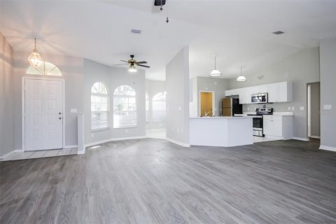 Casa en alquiler en Lutz, Florida, 3 dormitorios, 155.7 m2 № 1636450 - foto 7