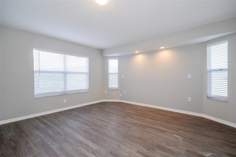 Casa en alquiler en Lutz, Florida, 3 dormitorios, 155.7 m2 № 1636450 - foto 11