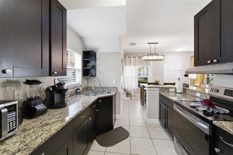 Villa ou maison à vendre à Tampa, Floride: 5 chambres, 150.87 m2 № 2299306 - photo 13