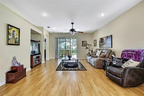 Villa ou maison à vendre à Land O' Lakes, Floride: 3 chambres, 157.75 m2 № 1774697 - photo 7