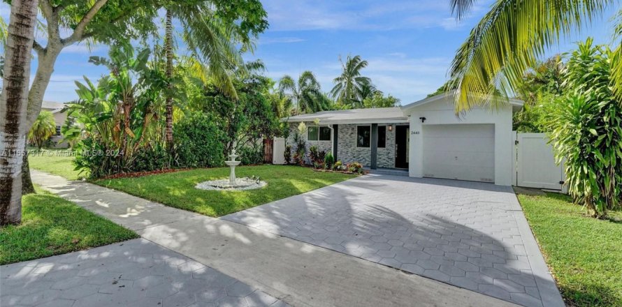 Casa en Hollywood, Florida 2 dormitorios, 112.6 m2 № 1933584