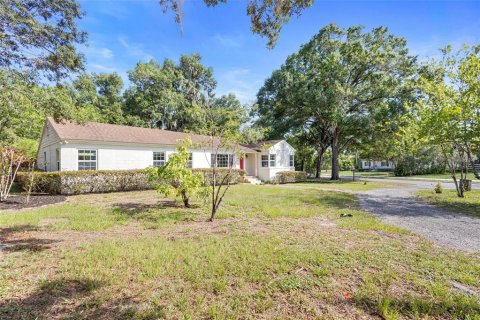 House in DeLand, Florida 3 bedrooms, 160.81 sq.m. № 2098289 - photo 3