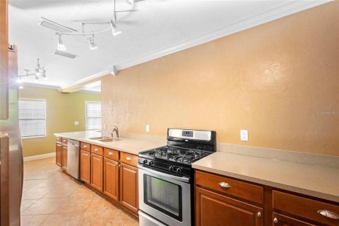 House in DeLand, Florida 3 bedrooms, 160.81 sq.m. № 2098289 - photo 16