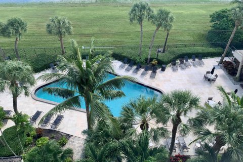 Condominio en alquiler en West Palm Beach, Florida, 1 dormitorio, 67.35 m2 № 968191 - foto 1