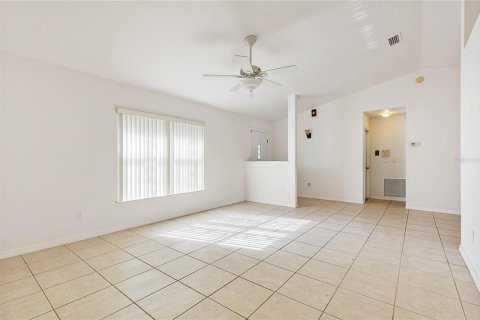 Casa en venta en New Smyrna Beach, Florida, 3 dormitorios, 160.81 m2 № 1426039 - foto 10
