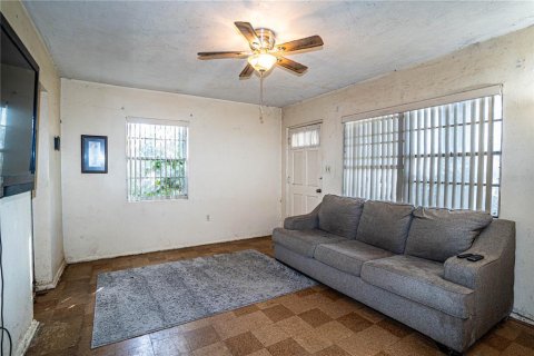 House in Fort Meade, Florida 3 bedrooms, 130.34 sq.m. № 1822963 - photo 4