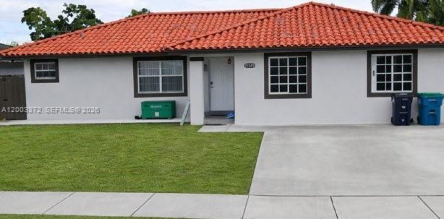 Villa ou maison à Miami, Floride 4 chambres, 146.32 m2 № 2066604