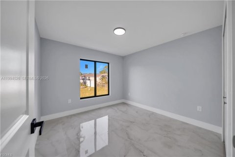Casa en venta en Lehigh Acres, Florida, 3 dormitorios, 151.34 m2 № 2056230 - foto 21