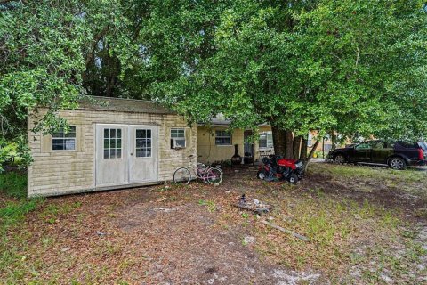 House in Lake Wales, Florida 3 bedrooms, 100.33 sq.m. № 2218958 - photo 13