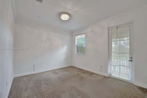 Adosado en venta en Pembroke Pines, Florida, 3 dormitorios, 169.64 m2 № 1463406 - foto 24