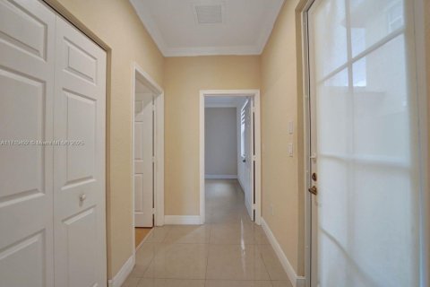 Adosado en venta en Pembroke Pines, Florida, 3 dormitorios, 169.64 m2 № 1463406 - foto 18