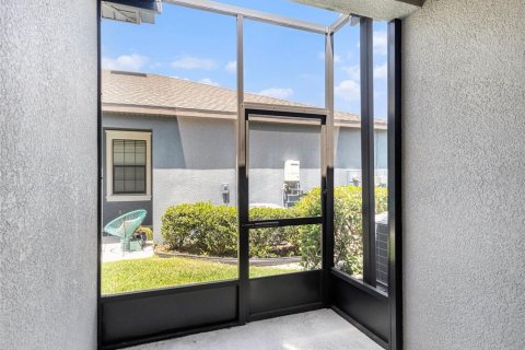Townhouse in Fish Hawk, Florida 3 bedrooms, 165.09 sq.m. № 1643293 - photo 28