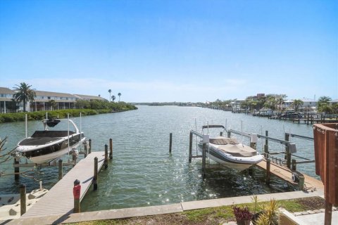 Condominio en venta en Indian Rocks Beach, Florida, 2 dormitorios, 111.48 m2 № 1744196 - foto 18