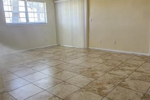Condominio en alquiler en Ocala, Florida, 2 dormitorios, 77.76 m2 № 1724480 - foto 10