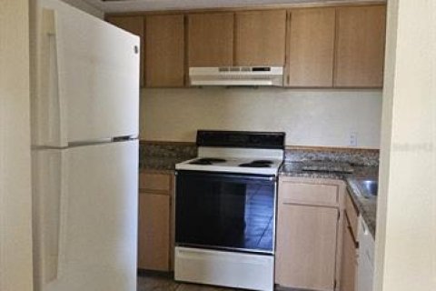 Condominio en alquiler en Ocala, Florida, 2 dormitorios, 77.76 m2 № 1724480 - foto 14