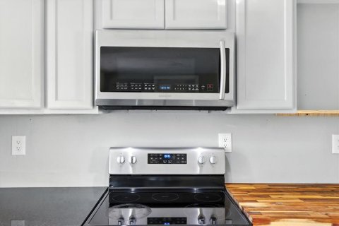 Купить виллу или дом в Бевърли Хилс, Флорида 3 комнаты, 94.39м2, № 1911373 - фото 20