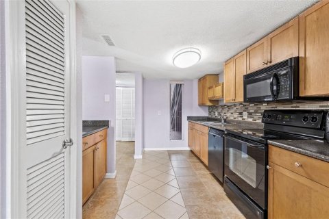 Copropriété à vendre à Gainesville, Floride: 3 chambres, 118.73 m2 № 1558382 - photo 7