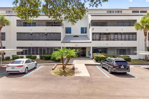Condo in Clearwater, Florida, 1 bedroom  № 2302694
