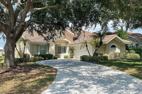 Casa en venta en Port Charlotte, Florida, 2 dormitorios, 151.9 m2 № 1853162 - foto 1