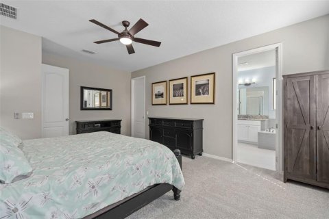 House in Clermont, Florida 4 bedrooms, 191.84 sq.m. № 2396042 - photo 18