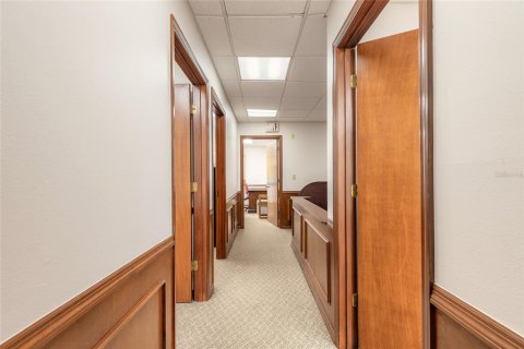 Купить коммерческую недвижимость в Нью-Смирна-Бич, Флорида 561.32м2, № 1873789 - фото 27