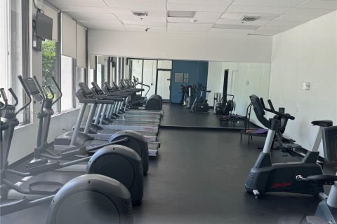 Condominio en alquiler en Sunny Isles Beach, Florida, 1 dormitorio, 92.07 m2 № 1941019 - foto 28