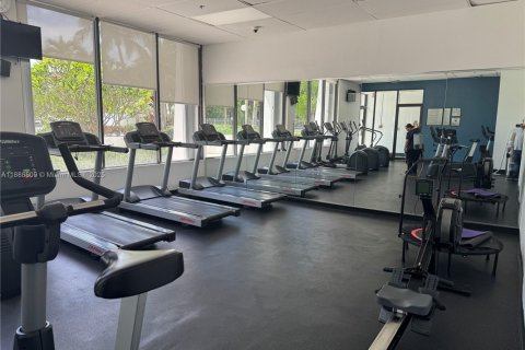 Condominio en alquiler en Sunny Isles Beach, Florida, 1 dormitorio, 92.07 m2 № 1941019 - foto 30