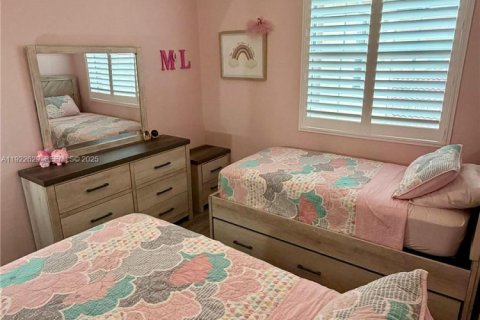 Touwnhouse à louer à Pembroke Pines, Floride: 3 chambres, 169.64 m2 № 1976484 - photo 9