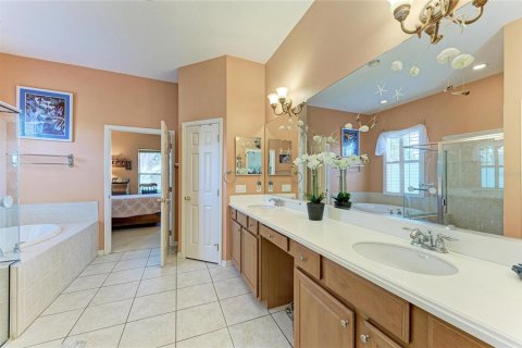 Casa en venta en Bradenton, Florida, 3 dormitorios, 187.76 m2 № 2157366 - foto 24