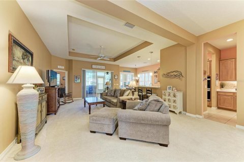Casa en venta en Bradenton, Florida, 3 dormitorios, 187.76 m2 № 2157366 - foto 9