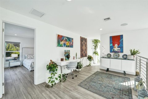 Casa en venta en Wilton Manors, Florida, 5 dormitorios, 265.89 m2 № 2189657 - foto 25