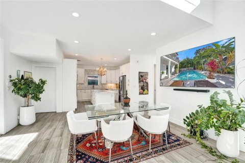 Casa en venta en Wilton Manors, Florida, 5 dormitorios, 265.89 m2 № 2189657 - foto 13