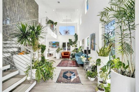 Casa en venta en Wilton Manors, Florida, 5 dormitorios, 265.89 m2 № 2189657 - foto 5