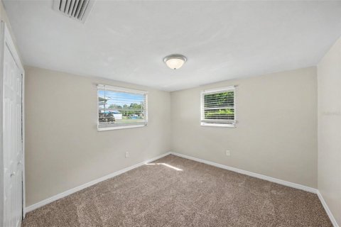 Villa ou maison à vendre à Port Richey, Floride: 3 chambres, 136.47 m2 № 2419662 - photo 13