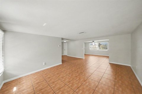 Villa ou maison à vendre à Port Richey, Floride: 3 chambres, 136.47 m2 № 2419662 - photo 6