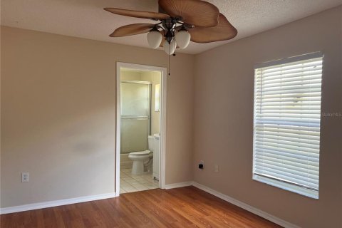 Villa ou maison à louer à Kissimmee, Floride: 2 chambres, 83.61 m2 № 1657047 - photo 9