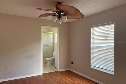 Villa ou maison à louer à Kissimmee, Floride: 2 chambres, 83.61 m2 № 1657047 - photo 8
