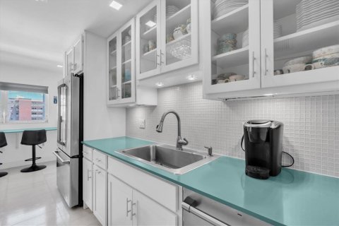 Copropriété à vendre à Gulfport, Floride: 3 chambres, 205.31 m2 № 2316636 - photo 21